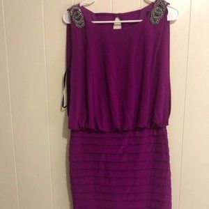 Super cute open-back dress - Size 8!